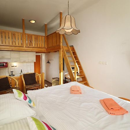 U Jezera Apartment ฟริมบูร์ก ภายนอก รูปภาพ