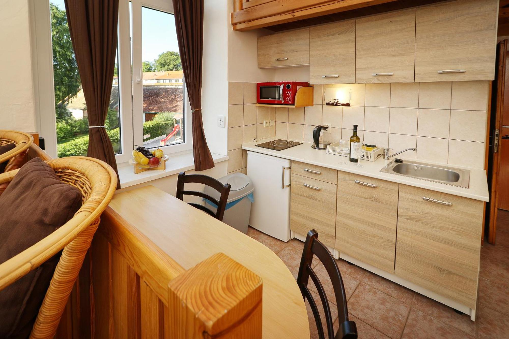 U Jezera Apartment ฟริมบูร์ก ภายนอก รูปภาพ